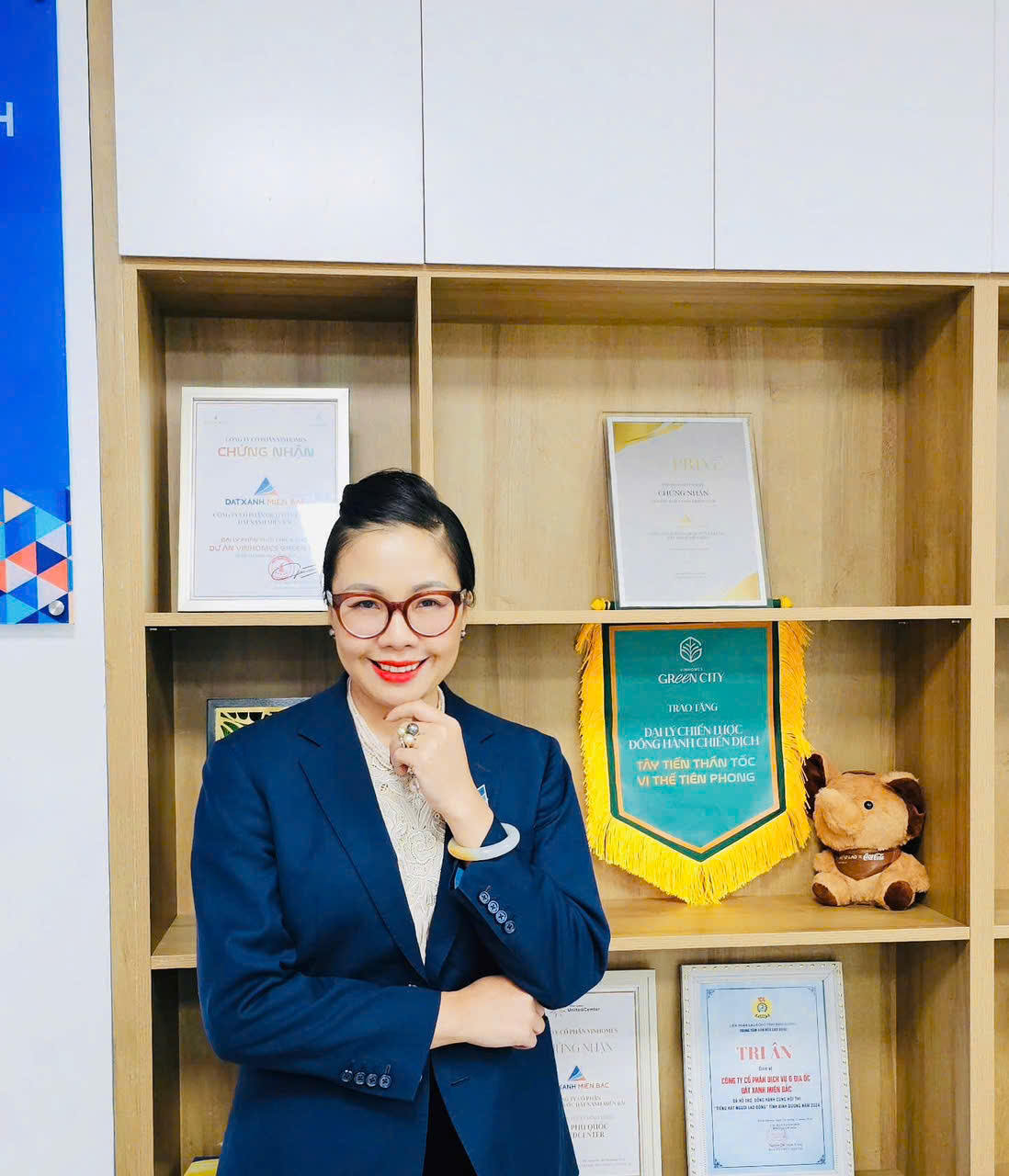 BÀ ĐẶNG THỊ DUYÊN - GIÁM ĐỐC KINH DOANH