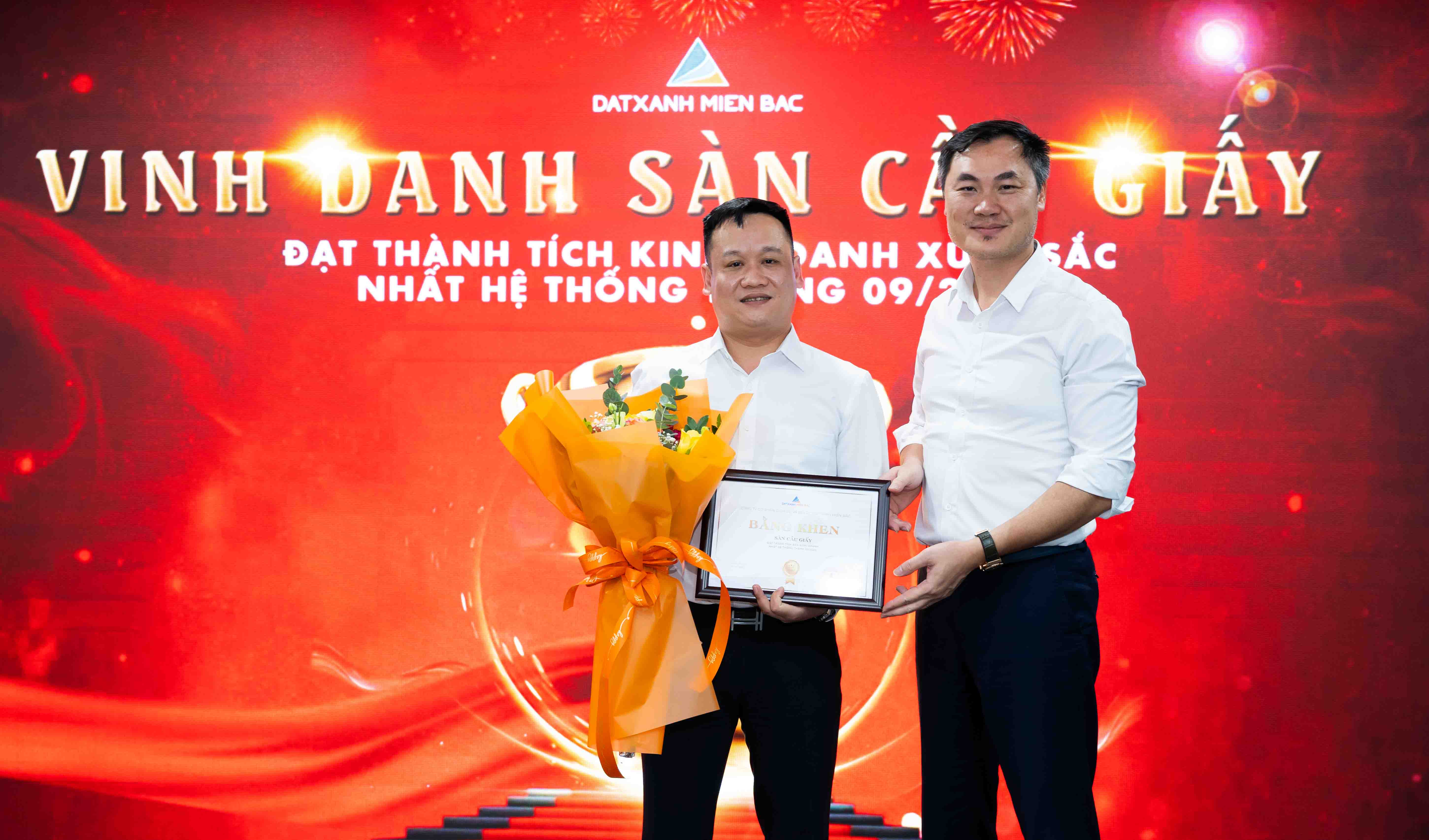Vinh danh sàn, đội nhóm kinh doanh xuất sắc tháng 9/2022 – hệ thống Đất Xanh Miền Bắc