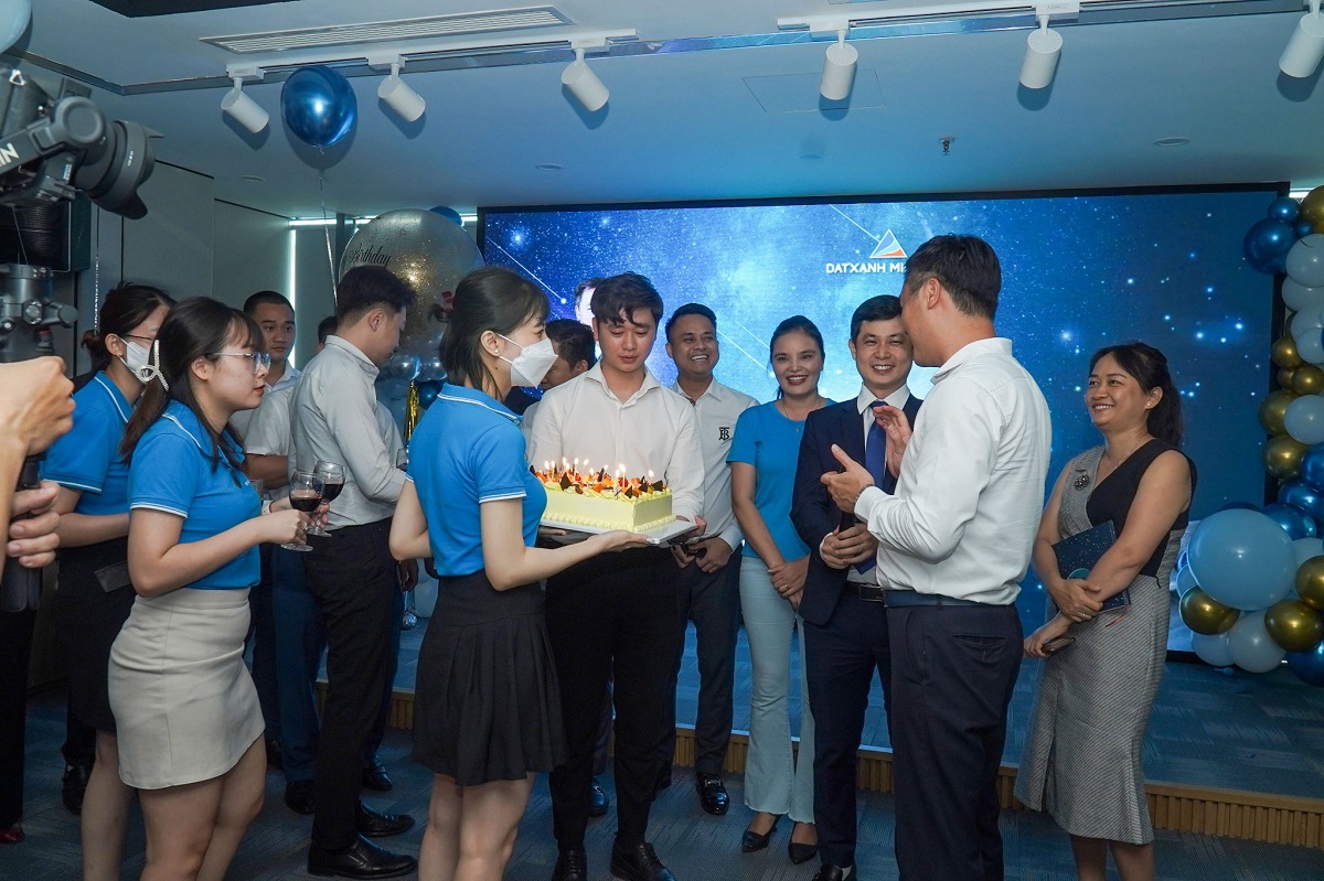 [SPECIAL DAY]: CHÚC MỪNG SINH NHẬT TỔNG GIÁM ĐỐC VŨ CƯƠNG QUYẾT!