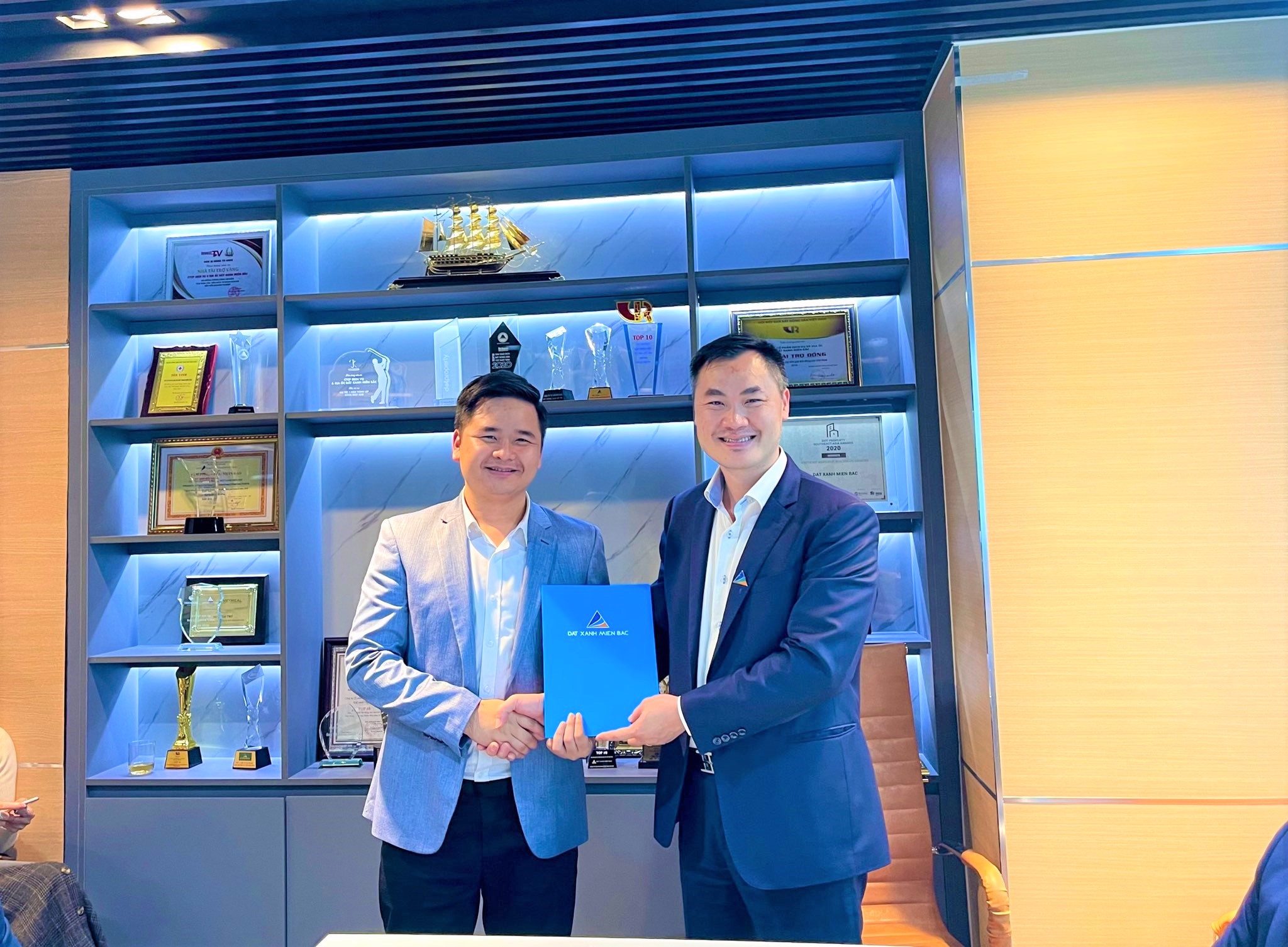 Đất Xanh Miền Bắc công bố quyết định thành lập Sàn Blue Sea Mansion (BSM)